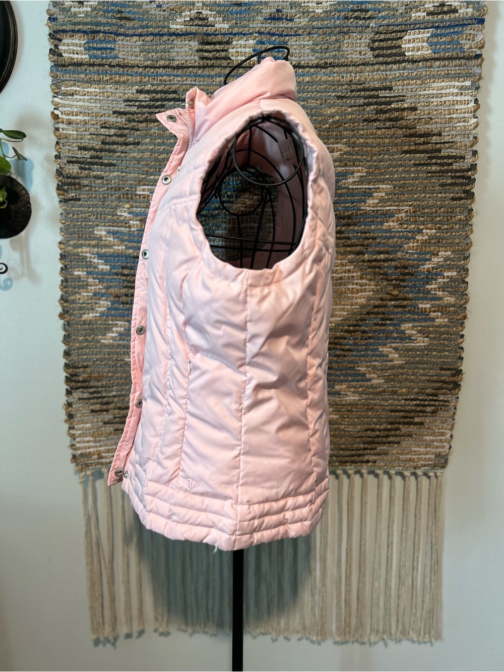 Athletic Works Light Pink Quilted Puffer Vest - Women's Sleeveless Jacket - Picture 5 of 9